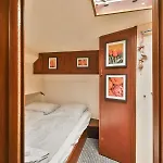 Hotel na wodzie Authentic Houseboat Amalia
