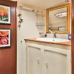 Authentic Houseboat Amalia * أمستردام