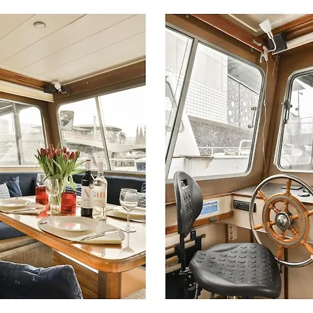 Authentic Houseboat Amalia Botel